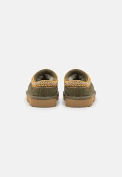 Ugg Tasman - Pantoffels - Burnt Olive -Ugg Winkel 0a7c833d85714cb49ee8d408254ad753