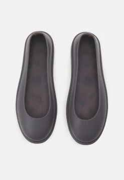 Ugg Boot Guard - Steun- En Inlegzolen - Black 9 Ugg Boot Guard - Steun- En Inlegzolen - Black -Ugg Winkel 0be0b20d01fa48e2ba435ffa9dcce334