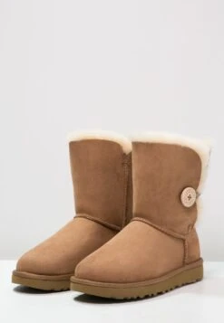 Ugg Bailey Button Ii - Korte Laarzen - Chestnut -Ugg Winkel 0d831ea21d4945908a68e004740d54a1