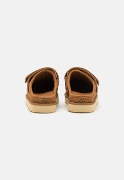 Ugg Goldenstar - Pantoffels - Chestnut -Ugg Winkel 11c8ffe1b72144618c38b4ee2643fe11