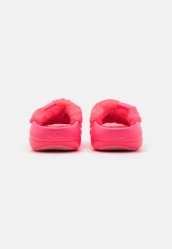 Ugg Foamo Slide - Pantoffels - Super Coral 9 Ugg Foamo Slide - Pantoffels - Super Coral -Ugg Winkel 1adc94b00ae24fbfb95df5a81c36d408