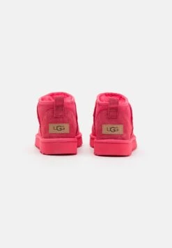Ugg Classic Ultra - Korte Laarzen - Pink Glow -Ugg Winkel 205352aeac024c9f95e48207ad5451b9