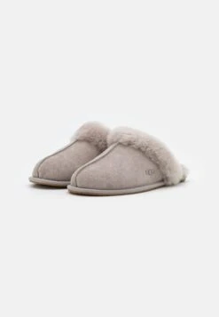 Ugg Scuffette - Pantoffels - Campfire -Ugg Winkel 27ba2e2ab8fd495db2b9657f885f852d