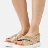 Ugg Zayne Slingback - Sandalen Met Plateauzool - Gold Metallic 13 Ugg Zayne Slingback - Sandalen Met Plateauzool - Gold Metallic -Ugg Winkel 2e8076d571e8484d9f5f09fead8af883