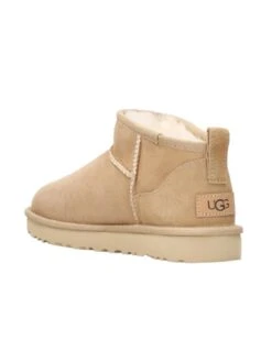 Ugg Classic Ultra Mini - Korte Laarzen - Sand -Ugg Winkel 351ead526521466aa551436db67932ee