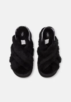 Ugg Disco Cross Slide - Pantoffels - Black 11 Ugg Disco Cross Slide - Pantoffels - Black -Ugg Winkel 3f2ae806acf9473ba131e7495dda6313