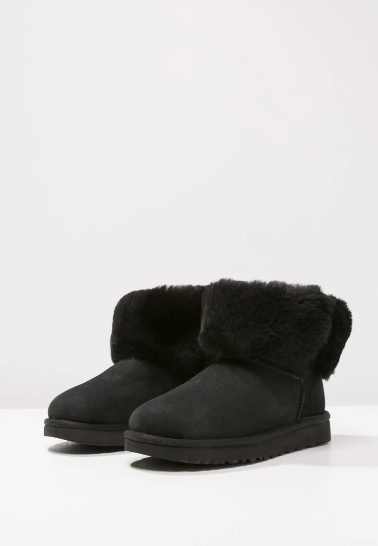Ugg Bailey Button Ii - Korte Laarzen - Black 5 Ugg Bailey Button Ii - Korte Laarzen - Black - Afbeelding 5