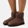 Ugg Classic Mini - Korte Laarzen - Burnt Cedar