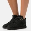 Ugg Highland Gtx - Sneakers Hoog - Black 12 Ugg Highland Gtx - Sneakers Hoog - Black -Ugg Winkel 450dd2eb54de400eb0fff14e470838e3