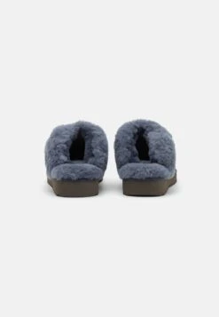 Ugg Classic - Muiltjes - Eve Blue -Ugg Winkel 4560c285a655426bbf0fe69e04c94227