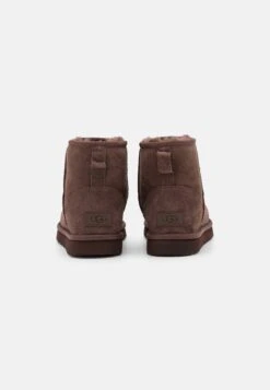 Ugg Classic Mini - Korte Laarzen - Burnt Cedar -Ugg Winkel 4565b1d41d8540be8b4ba9c495309c96