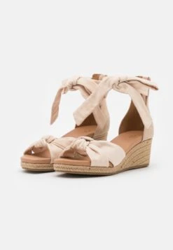 Ugg Yarrow - Sandalen Met Plateauzool - Natural -Ugg Winkel 4cd6ea1d51b24905b76bec088f27f37f