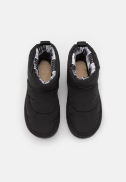 Ugg Classic Maxi Mini - Snowboots- Black 15 Ugg Classic Maxi Mini - Snowboots- Black -Ugg Winkel 516280d323804c92aeea27e70728bd15