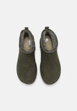 Ugg Classic Ultra Mini Platform - Enkellaarsjes Met Plateauzool - Moss Green -Ugg Winkel 55fcb48c30d1437c926b52207fae74f0
