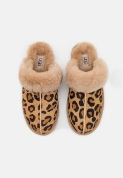 Ugg Scuffette Spotty - Pantoffels - Natural -Ugg Winkel 68f2a764d4ff41dca233a92328a43a73