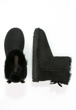 Ugg Mini Bailey Bow - Korte Laarzen - Black 9 Ugg Mini Bailey Bow - Korte Laarzen - Black -Ugg Winkel 6af5b1170c78471dac86ca64e902353f