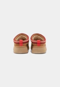 Ugg Tazz - Pantoffels - Chestnut -Ugg Winkel 725e2db6df094e579025c7c6df03031a