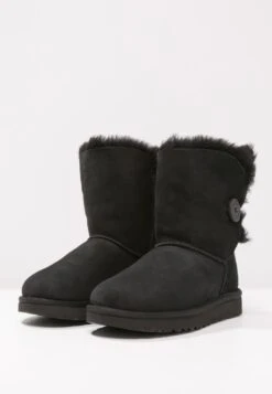 Ugg Bailey Button Ii - Korte Laarzen - Black 11 Ugg Bailey Button Ii - Korte Laarzen - Black -Ugg Winkel 773e3f1e54a7453c993019b19344318b