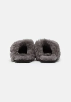 Ugg Scuffette - Pantoffels - Black/Grey 13 Ugg Scuffette - Pantoffels - Black/Grey -Ugg Winkel 7819fb7ac8b54957bb685c32c53ae088