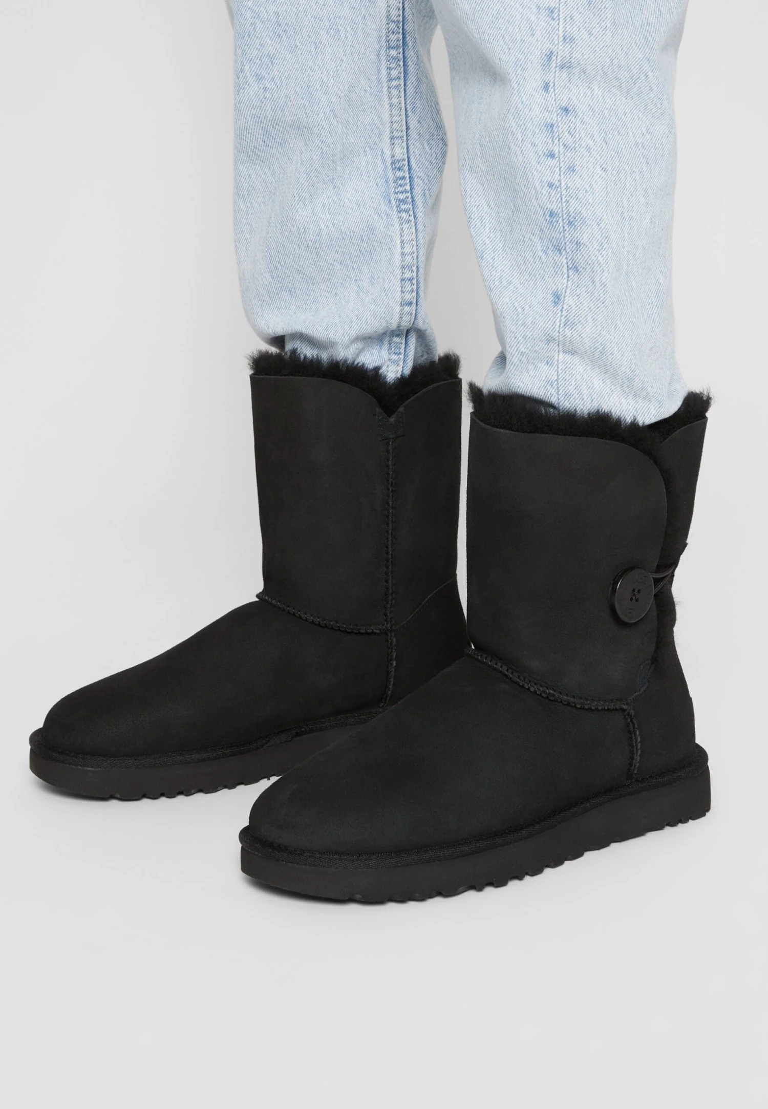 Ugg Bailey Button Ii - Korte Laarzen - Black 1 Ugg Bailey Button Ii - Korte Laarzen - Black