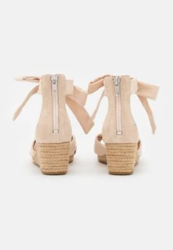 Ugg Yarrow - Sandalen Met Plateauzool - Natural -Ugg Winkel 800241e00690407aa1f918fb460bae46