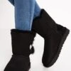 Ugg Bailey - Snowboots- Black 12 Ugg Bailey - Snowboots- Black -Ugg Winkel 8b04f5ab93894632a449d2c0ca335dfd