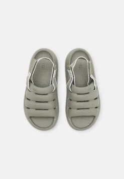 Ugg Sport Yeah - Sandalen - Moss Green 11 Ugg Sport Yeah - Sandalen - Moss Green -Ugg Winkel 8e23298c42494e7180dbbbfbc47699bb