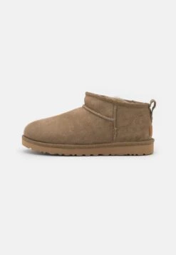 Ugg Korte Laarzen - Marrone -Ugg Winkel 93ce3d032ef248cb9d02b77842e84a25