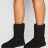 Ugg Classic Short - Korte Laarzen - Black
