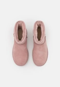 Ugg Classic Mini - Korte Laarzen - Rose Grey 11 Ugg Classic Mini - Korte Laarzen - Rose Grey -Ugg Winkel a92764b1981641b6b1f762e3aac53609