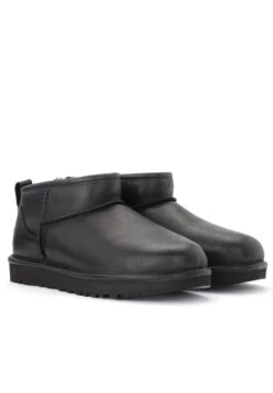 Ugg Korte Laarzen - Nero -Ugg Winkel b16dc4de34f24fd7a785e8327f6ee8b0