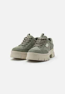Ugg Ashton Hybrid - Sneakers Laag - Moss Green -Ugg Winkel b5386a26da4f4d0d88e494fafc0fd13e