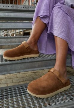 Ugg Goldenstar - Pantoffels - Chestnut -Ugg Winkel b8ee353043e844e895c5e1ec9516e1cd