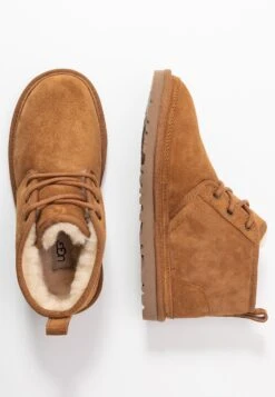 Ugg Neumel - Korte Laarzen - Chestnut -Ugg Winkel ba6357c4fdec445b8774eed87562ce71