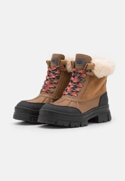 Ugg Ashton Addie - Veterboots - Chestnut -Ugg Winkel c1a90252989d454c86711b536c5f3a82