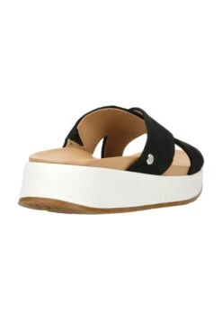 Ugg Emily- Muiltjes - Black 11 Ugg Emily- Muiltjes - Black -Ugg Winkel c93cc39fc9aa4c32bb517bc7bfff4ead