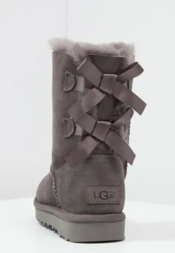 Ugg Bailey Bow - Korte Laarzen - Grey 11 Ugg Bailey Bow - Korte Laarzen - Grey -Ugg Winkel cd24d18222c74140b68784fd42681dc1