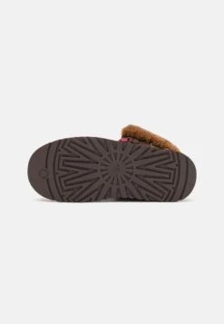 Ugg Funkarra Cabin Cuff - Enkellaarsjes Met Plateauzool - Burnt Cedar -Ugg Winkel d2354cbbb5904f7c93321ef7c4da784f