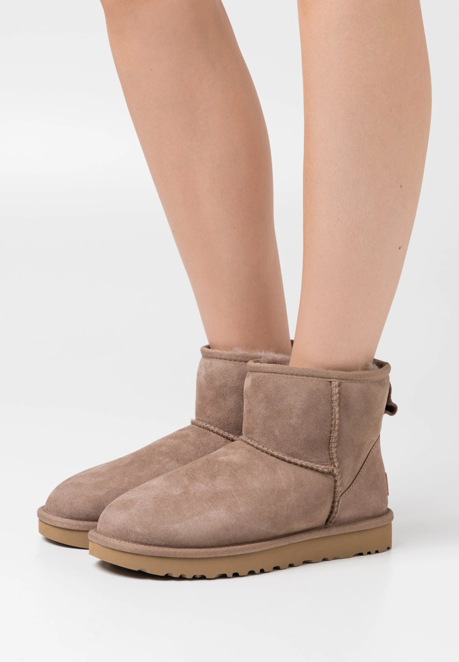 Ugg Classic Mini - Korte Laarzen - Caribou 1 Ugg Classic Mini - Korte Laarzen - Caribou