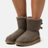 Ugg Mini Bailey Bow - Korte Laarzen - Slate -Ugg Winkel dea84f82b5f04ee586cd264be50a9ad5
