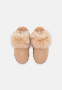 Ugg Scuff Sis - Pantoffels - Sand -Ugg Winkel e20f6fb515ba42c2af51779db6fe0930