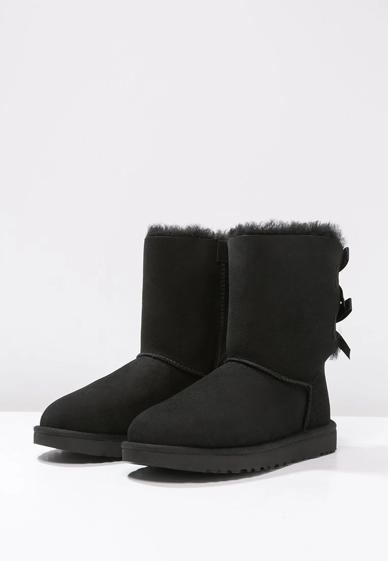 Ugg Bailey Bow - Korte Laarzen - Black 4 Ugg Bailey Bow - Korte Laarzen - Black - Afbeelding 4