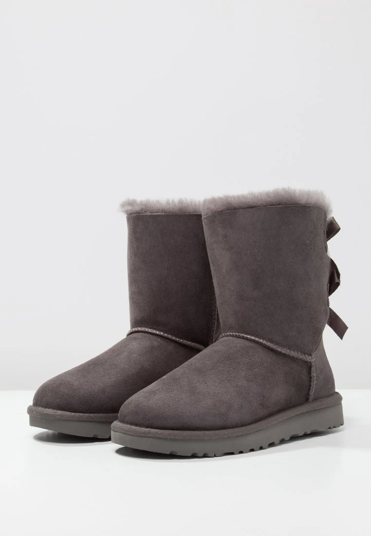 Ugg Bailey Bow - Korte Laarzen - Grey 4 Ugg Bailey Bow - Korte Laarzen - Grey - Afbeelding 4