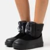 Ugg Classic Maxi Toggle - Snowboots- Black 16 Ugg Classic Maxi Toggle - Snowboots- Black -Ugg Winkel e7f4485be98745248e7a74cb4d15a97a