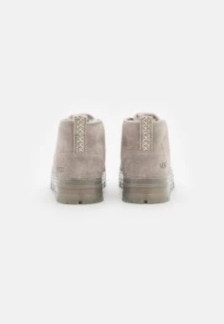 Ugg Neumel Clear - Korte Laarzen - Campfire -Ugg Winkel ec1a1c4091bc4cd6ad2d780fea2b9b16
